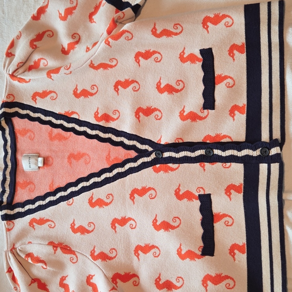 Maeve Vneck SSlv Cream & Orange Seahorses with Blue Trim Sz 1X Cardigan Sweater - Picture 2 of 16